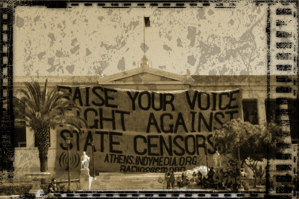 525209_497996516933048_1938280162_n